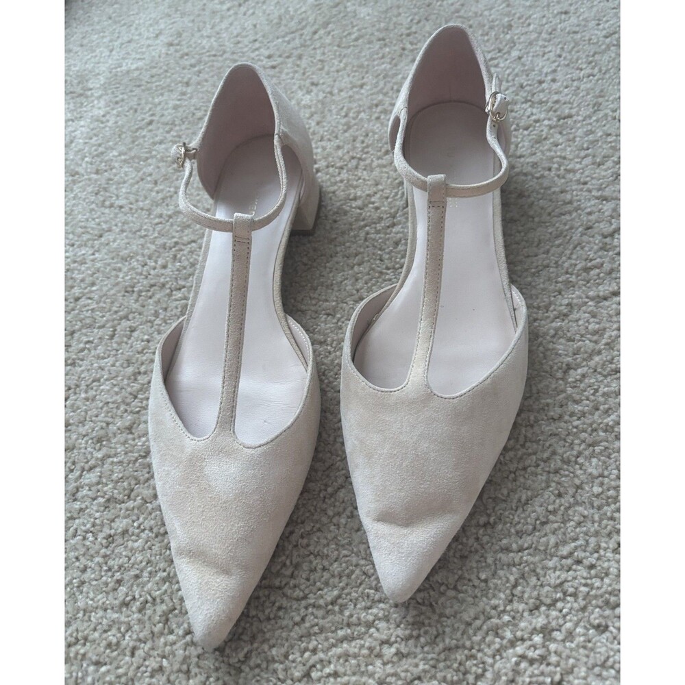 Tuckernuck Women's Suede Leather Beige Cream Strap Shoe Low Heel Sz. 10